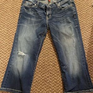 Women’s BKE capris